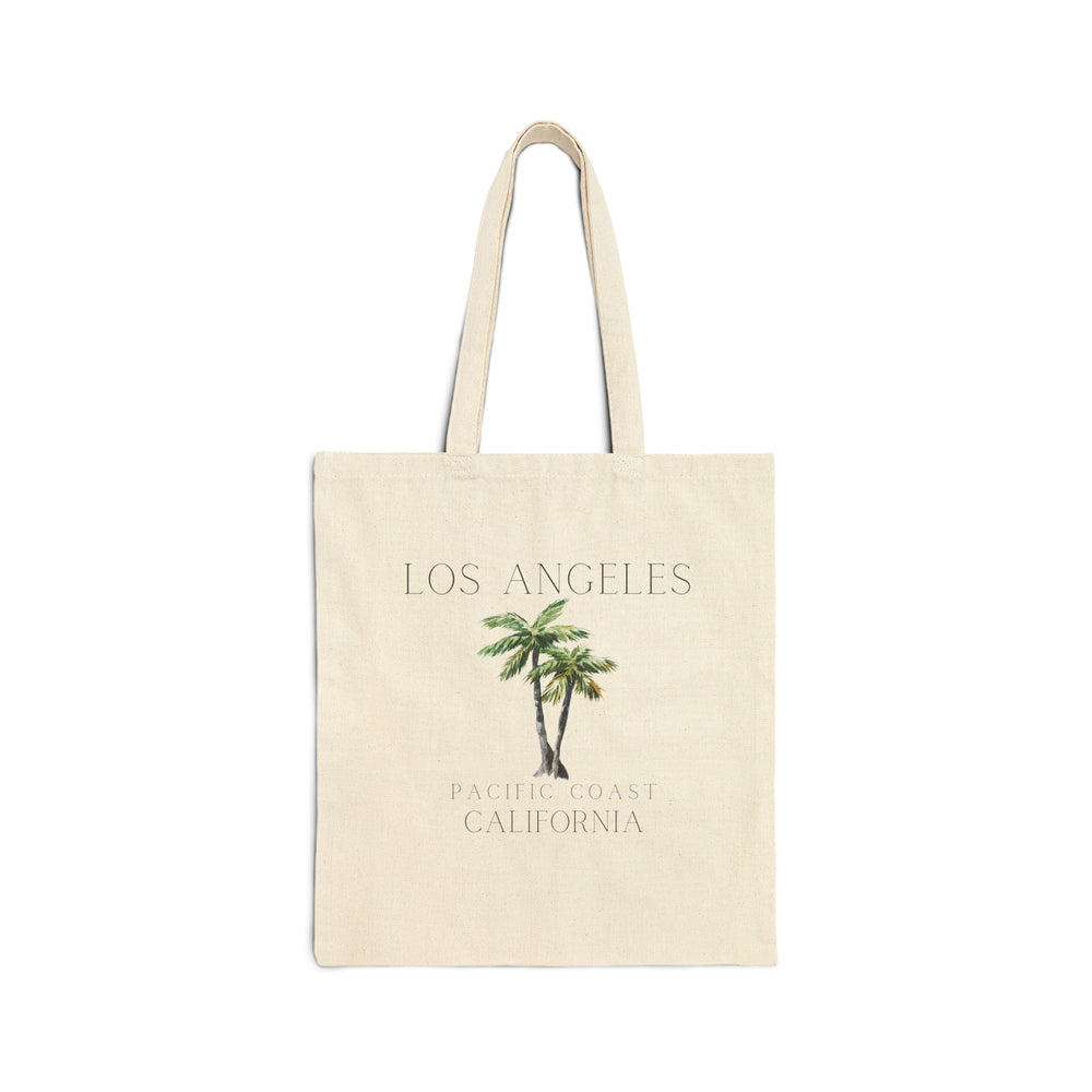 For college students going to Southern California for school. Cute, trendy Los Angeles modern, minimalist design. For family travel, group trip, bride on her wedding honeymoon in California. Destination weddings in California and themed palm tree parties.Travel in California to Los Angeles, CA. Travel to the Pacific Coast of Cali. Palm trees in Los Angeles. Perfect for your trip to any of the famous Southern California cities of Los Angeles, Santa Monica, Huntington Beach, Venice Beach, Anaheim.